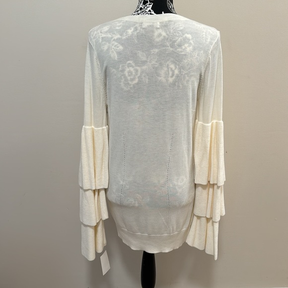 Chelsea28 ruffle sleeve sweater - Picture 2 of 2